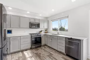 9965 S Birnam Woods Way, South Jordan, UT 84009 - Photo 8