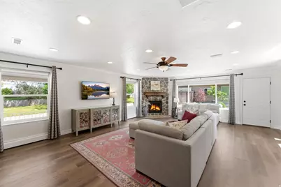 720 E Center St, Bountiful, UT 84010 - Photo 20