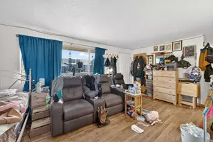 1087 N 125 W, Sunset, UT 84015 - Photo 4
