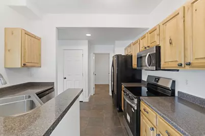 8454 S Ivy Springs Ln, West Jordan, UT 84081 - Photo 2