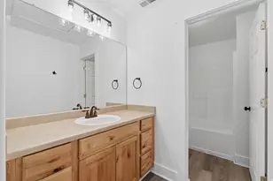 8454 S Ivy Springs Ln, West Jordan, UT 84081 - Photo 16