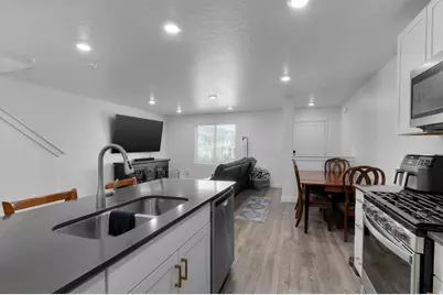 1211 W Agave Dr, Santaquin, UT 84655 - Photo 4
