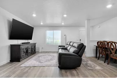 1211 W Agave Dr, Santaquin, UT 84655 - Photo 2
