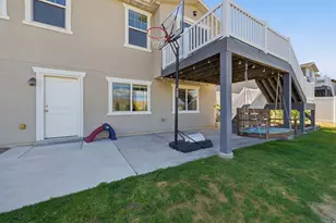 6170 N Boulter Peak Ln, Eagle Mountain, UT 84005 - Photo 42