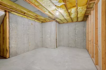 2452 S 1500 W, Woods Cross, UT 84087 - Photo 24