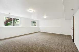 2452 S 1500 W, Woods Cross, UT 84087 - Photo 18