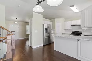 1109 E 3350 N, Layton, UT 84040 - Photo 4