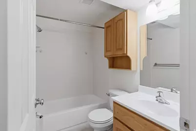 1109 E 3350 N, Layton, UT 84040 - Photo 14