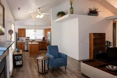 385 W Brigham Rd #22, Saint George, UT 84790 - Photo 8