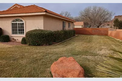 385 W Brigham Rd #22, Saint George, UT 84790 - Photo 22