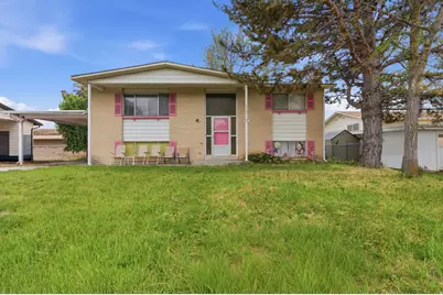 1387 W 2600 N, Clinton, UT 84015 - Photo 2