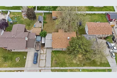 1387 W 2600 N, Clinton, UT 84015 - Photo 4