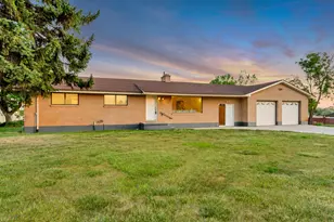 2937 W 1900 N, Plain City, UT 84404 - Photo 2
