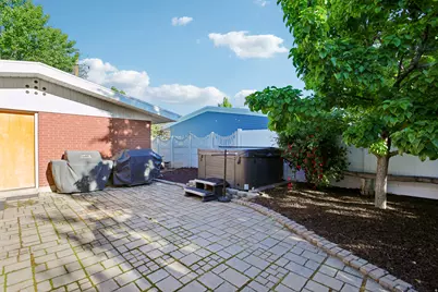 3779 S 2000 E, Salt Lake City, UT 84109 - Photo 44