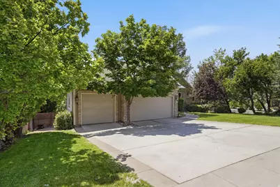 4188 S Lynn Ln, Holladay, UT 84124 - Photo 2