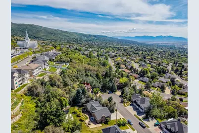 295 S 1550 E, Bountiful, UT 84010 - Photo 48