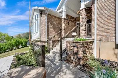 295 S 1550 E, Bountiful, UT 84010 - Photo 42