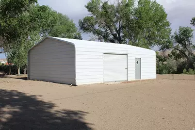 200 W & 230 W 100 N, Hanksville, UT 84734 - Photo 28