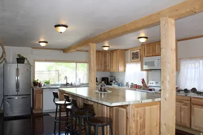 200 W & 230 W 100 N, Hanksville, UT 84734 - Photo 4