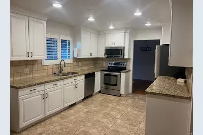 541 E Mingo View Ave S, Sandy, UT 84070 - Photo 6