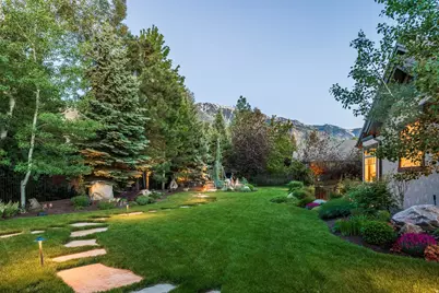 9621 S Glacier Park Ln, Sandy, UT 84092 - Photo 42