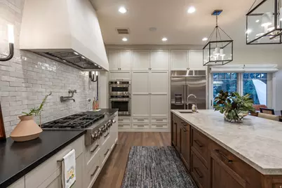 9621 S Glacier Park Ln, Sandy, UT 84092 - Photo 8