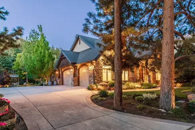 9621 S Glacier Park Ln, Sandy, UT 84092 - Photo 2