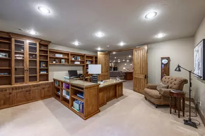 9621 S Glacier Park Ln, Sandy, UT 84092 - Photo 24