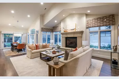 9621 S Glacier Park Ln, Sandy, UT 84092 - Photo 4