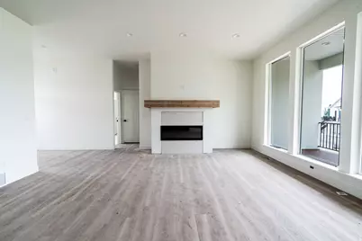 859 E 130 N, Hyde Park, UT 84318 - Photo 8