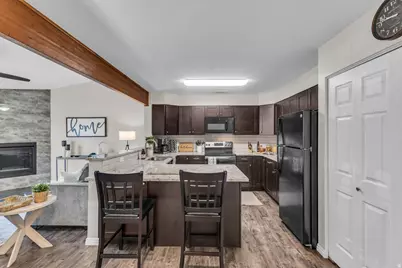 5445 S 350 E #30, Washington Terrace, UT 84405 - Photo 8
