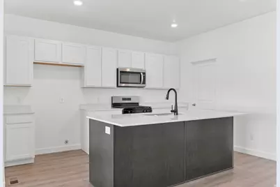 2004 N High Uintas Ln #107, Heber City, UT 84032 - Photo 4