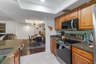 5516 S Springtree Ln, Salt Lake City, UT 84107 - Photo 4
