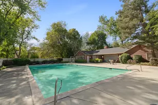 5516 S Springtree Ln, Salt Lake City, UT 84107 - Photo 22