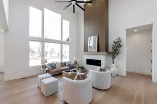 6382 W Hollys Pond Ln, Herriman, UT 84096 - Photo 4