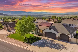 23 E Park Dr, Elk Ridge, UT 84651 - Photo 4