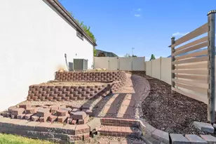 23 E Park Dr, Elk Ridge, UT 84651 - Photo 38