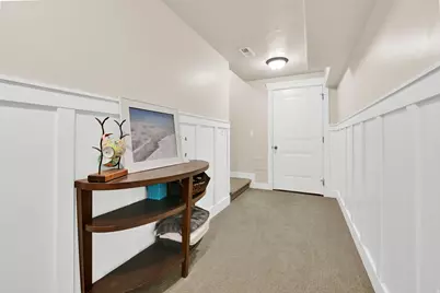 254 S 1675 E, Layton, UT 84040 - Photo 8
