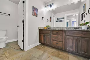 254 S 1675 E, Layton, UT 84040 - Photo 40