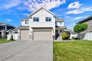 254 S 1675 E, Layton, UT 84040 - Photo 4