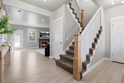 1369 W 725 S, Layton, UT 84041 - Photo 8
