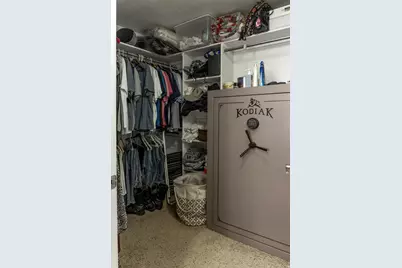 9581 E 8000 N, Lapoint, UT 84039 - Photo 32