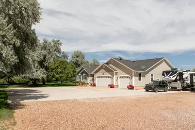 9581 E 8000 N, Lapoint, UT 84039 - Photo 2