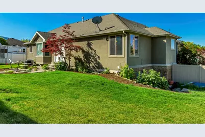 1475 E Harvey Rd, Fruit Heights, UT 84037 - Photo 44