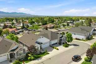 10682 S Bridlewood Ln E, Sandy, UT 84092 - Photo 30
