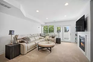 10682 S Bridlewood Ln E, Sandy, UT 84092 - Photo 16