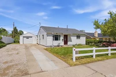 320 S 320 W, Tooele, UT 84074 - Photo 2