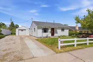 320 S 320 W, Tooele, UT 84074 - Photo 2
