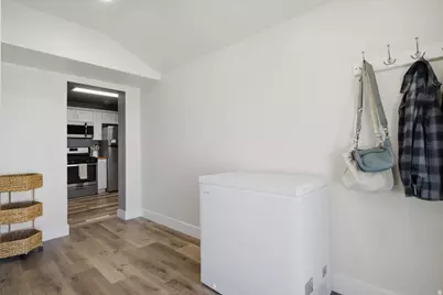320 S 320 W, Tooele, UT 84074 - Photo 14