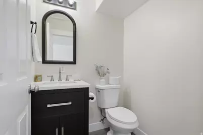 320 S 320 W, Tooele, UT 84074 - Photo 14